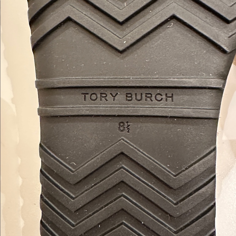 New Tory Burch Leather Black Women's Sandals.
Size 8.5. - Picture 9 of 9